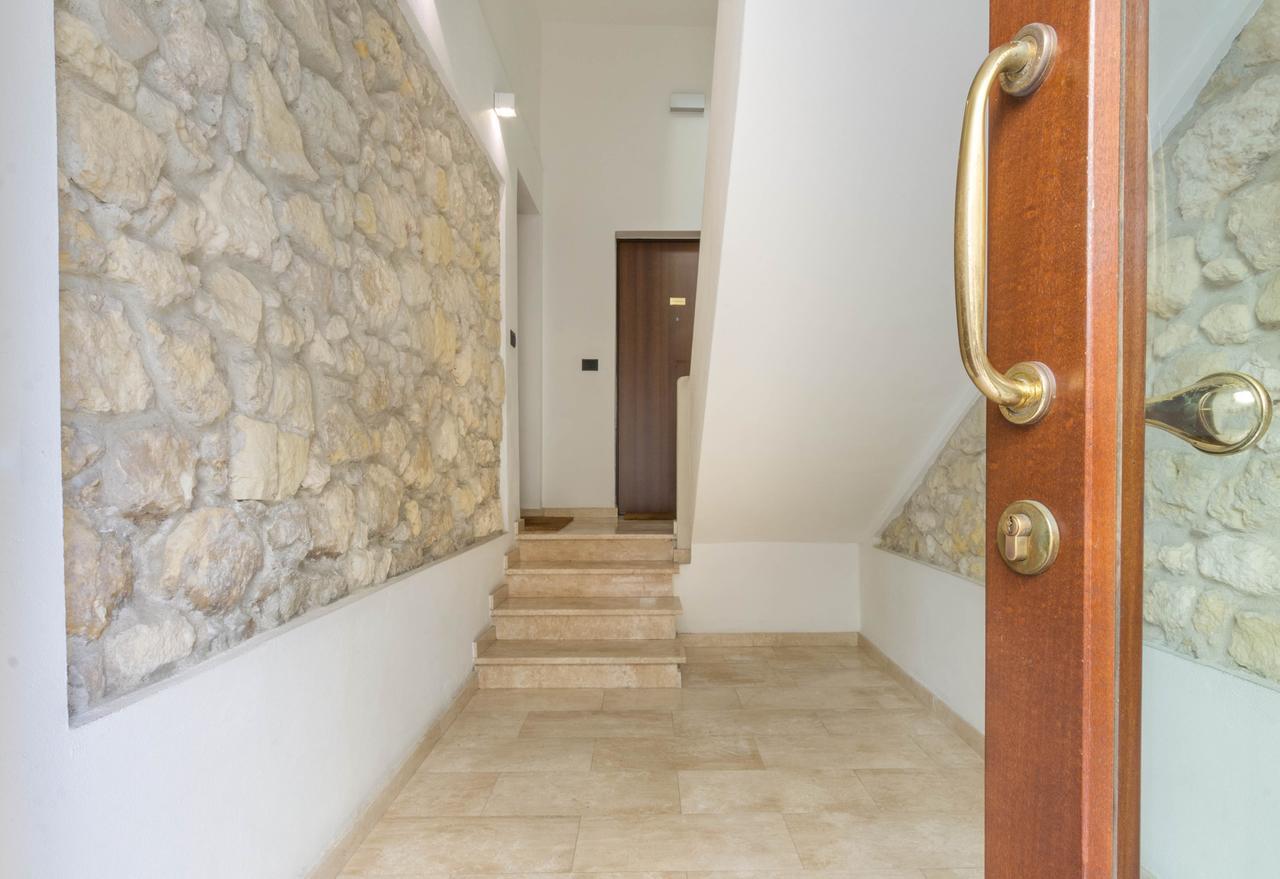 Helmi34 - Appartamento Dotato Di Tutti I Comfort Nel Centro Di Cagliari Ngoại thất bức ảnh