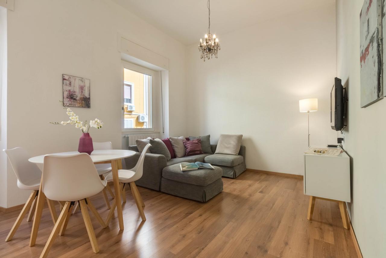 Helmi34 - Appartamento Dotato Di Tutti I Comfort Nel Centro Di Cagliari Ngoại thất bức ảnh